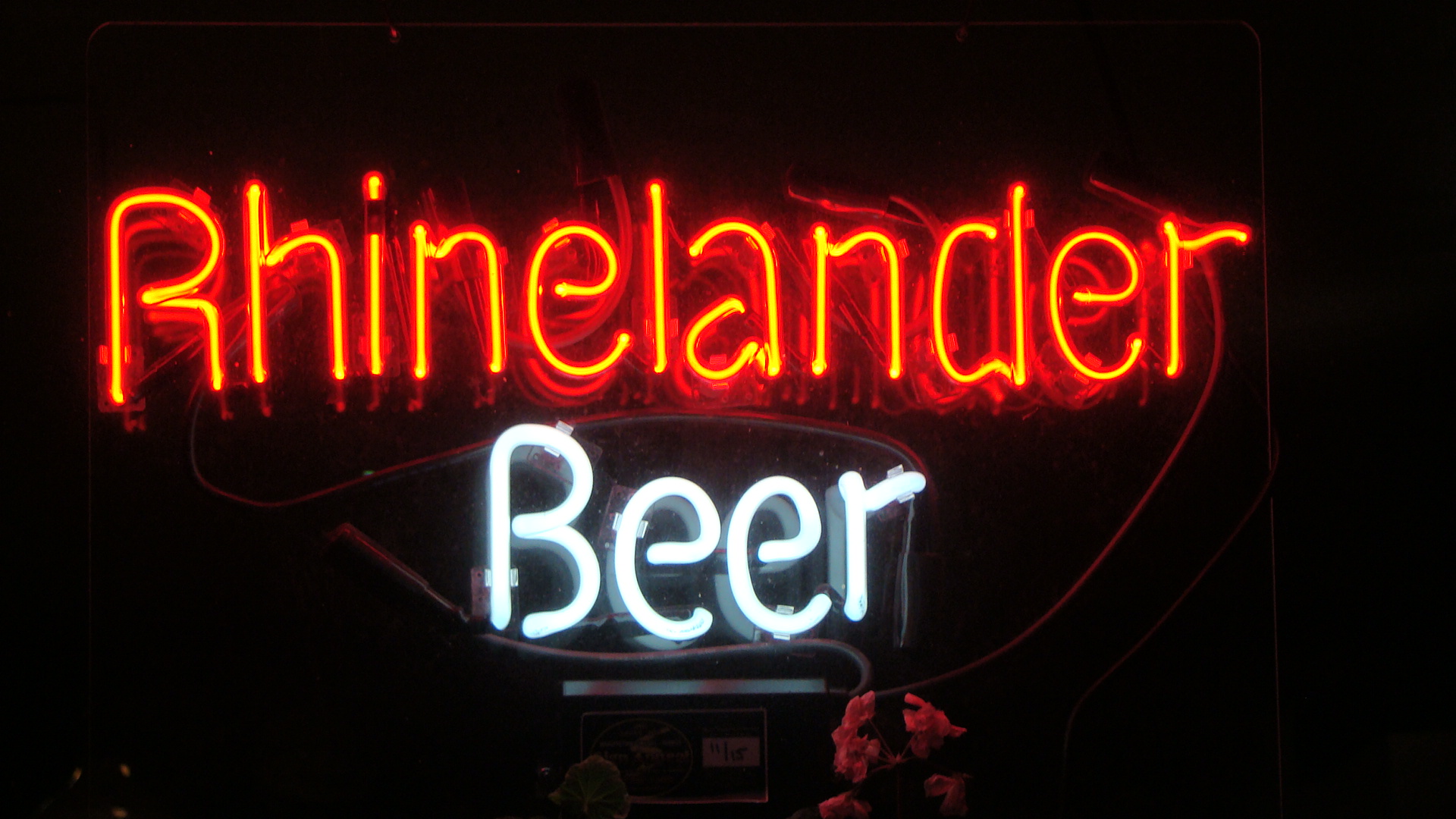 Beer neon sign